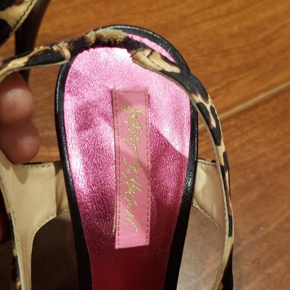Betsy johnson leopoard sandals - Picture 4 of 5